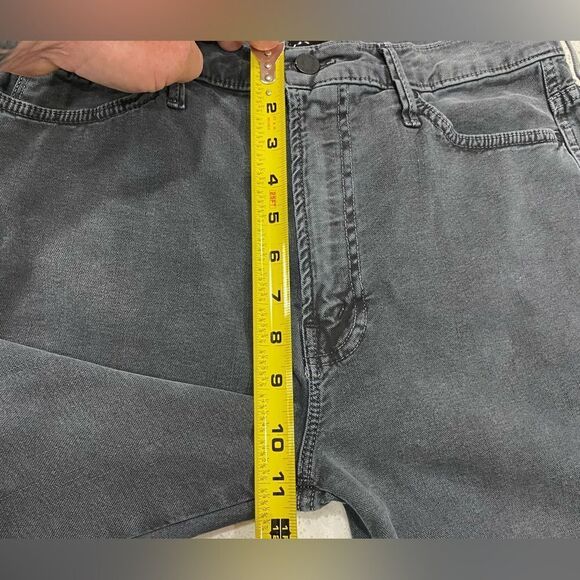 MOTHER Ankle & Cropped Jeans in Dark Blue - Picture 11 of 15